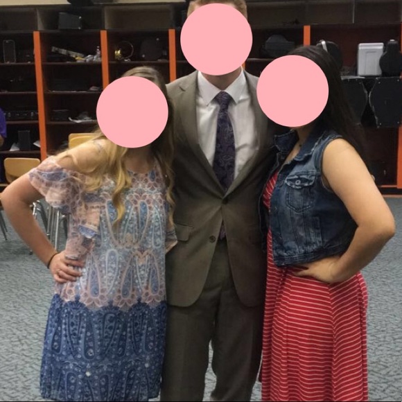 Off the shoulder pastel dress size Small - Picture 2 of 3